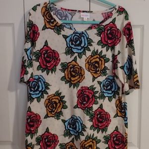 LulaRoe Gigi Shirt